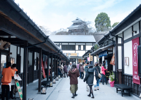 桜の馬場 城彩苑